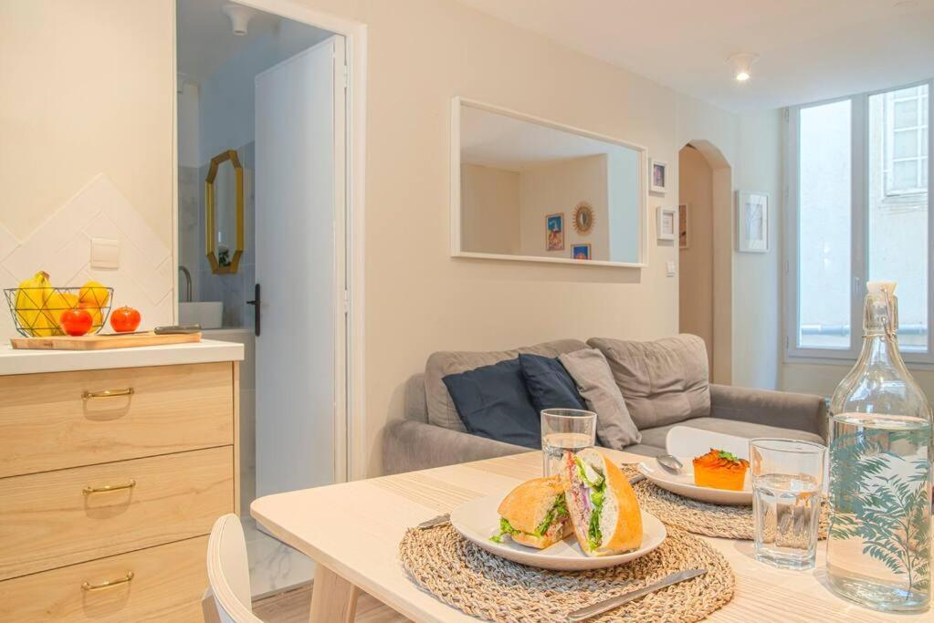 Au Pied De Notre Dame De La Garde Appartement Marseilles Buitenkant foto